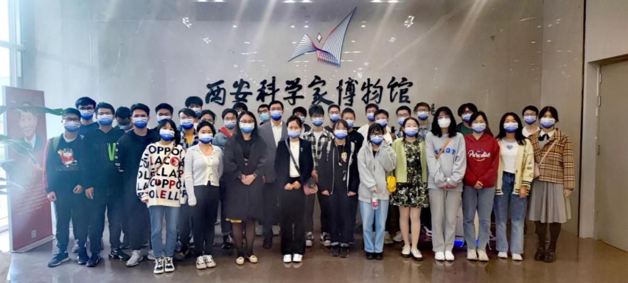 yl23411永利荣获2022-2023学年校级先进员工党支部、党建先进个人和优秀员工共产党员荣誉称号